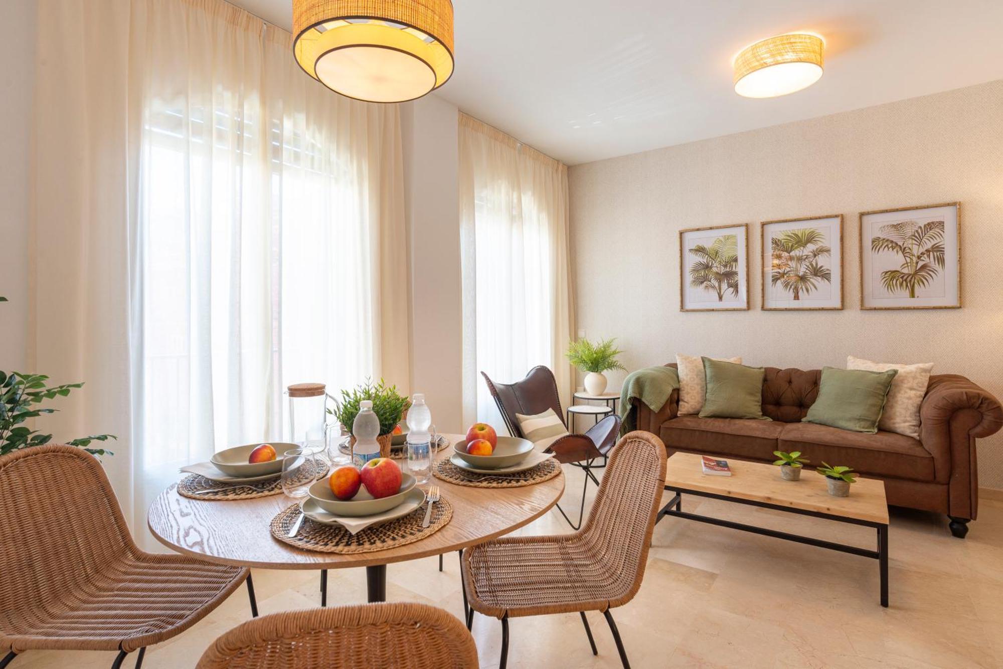 Apartment & Pool In Malaga City Center Exterior photo